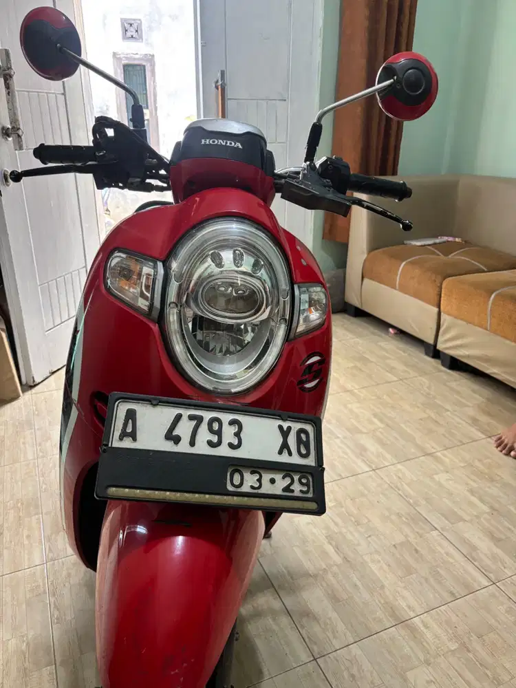 Motor scoopy tahun 2019