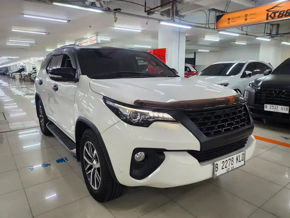 FORTUNER VRZ 2.4 AT
THN 2017  DIESEL