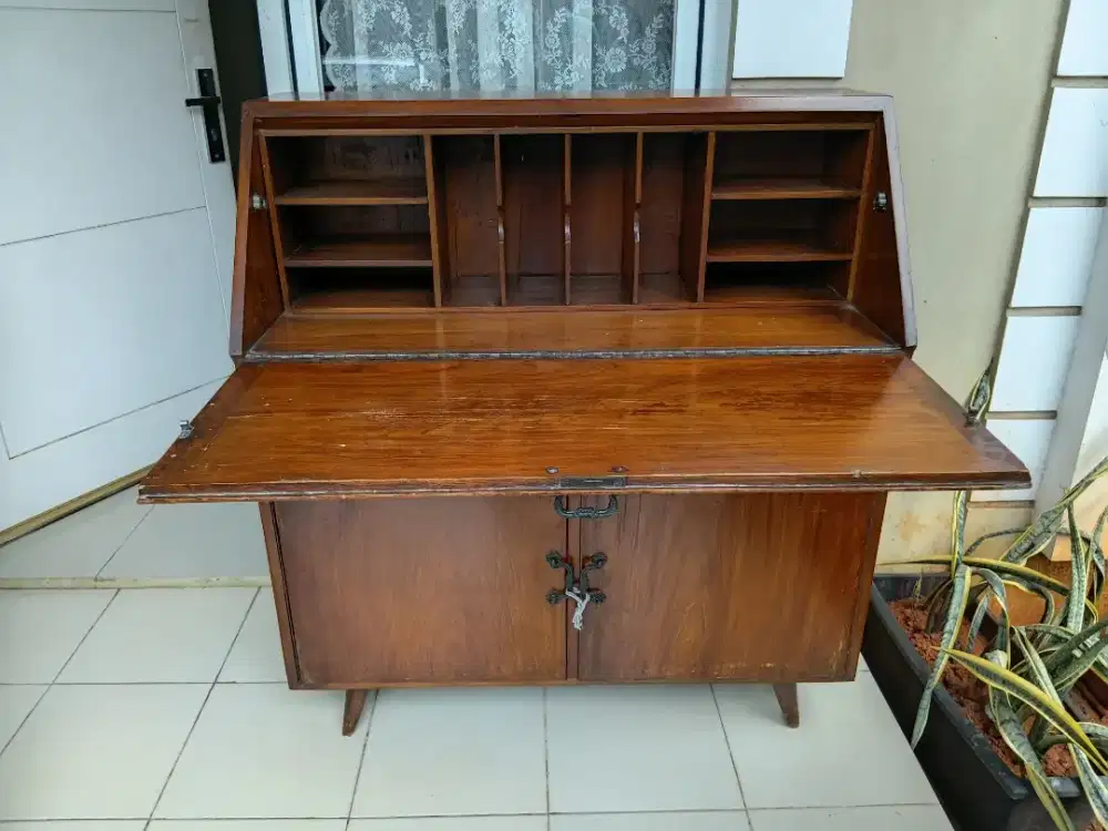 Meja Belajar Kayu Jati