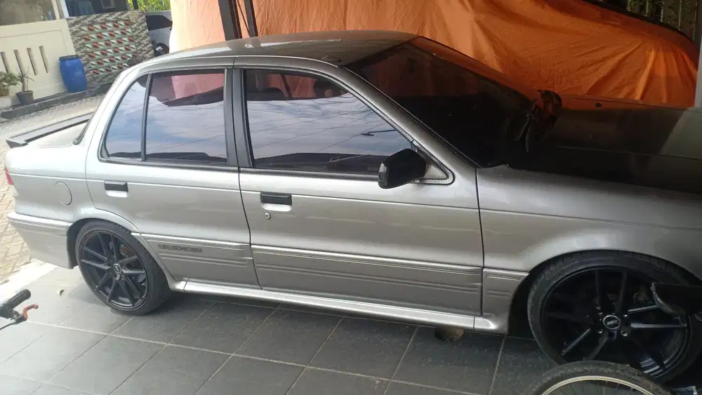 Mitsubishi Lancer 1992 Bensin