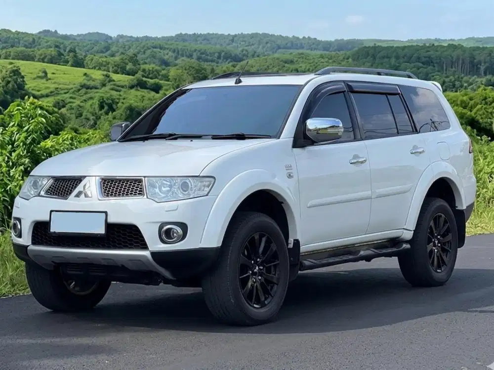 Mitsubishi Pajero sport Dakar 4x4 At 2013 km +/- 108.000