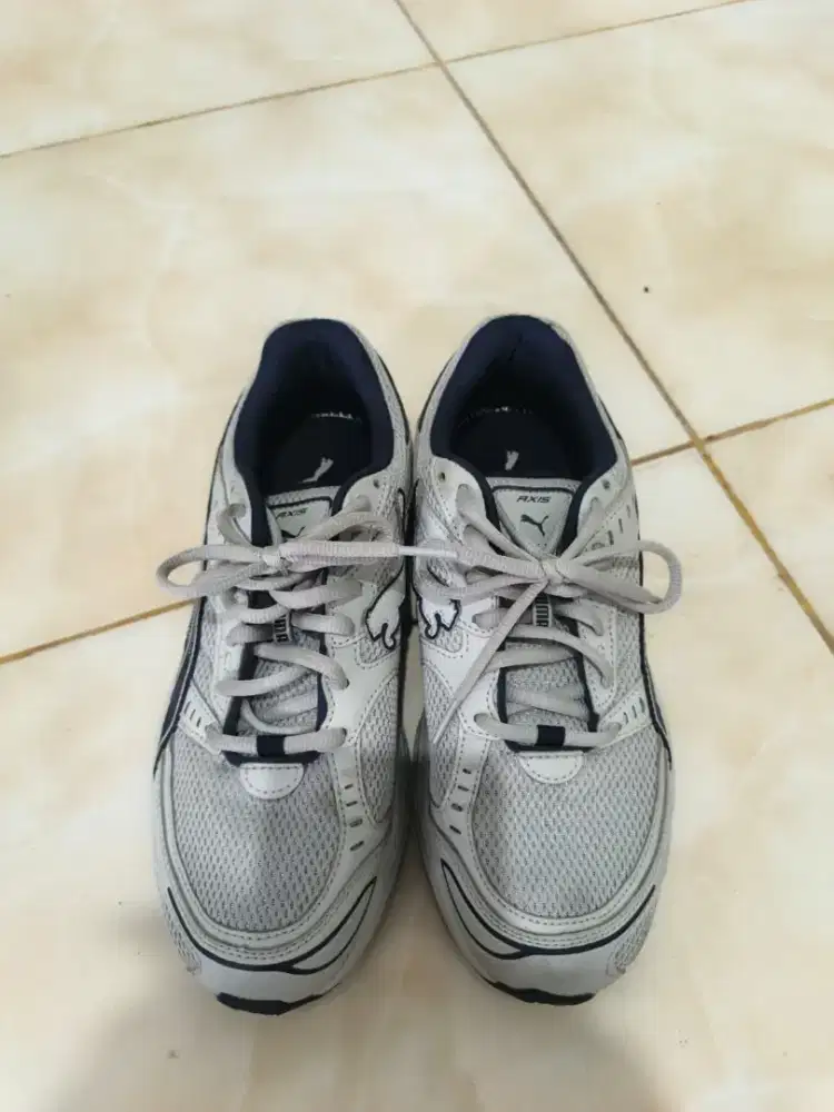 Jual sepatu puma ukuran 40