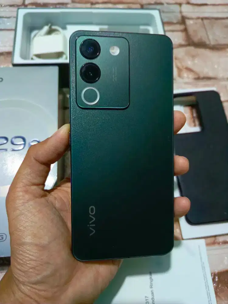 ViVO V29e 5G (Ram 8/256) Nominus