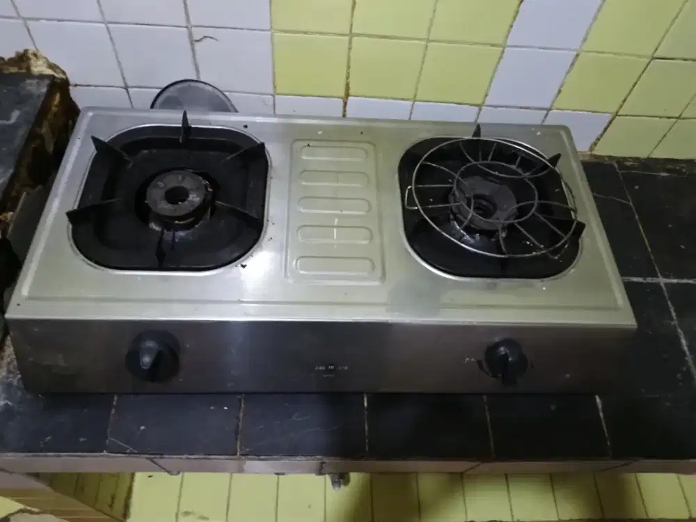 Kompor gas 2 tungku