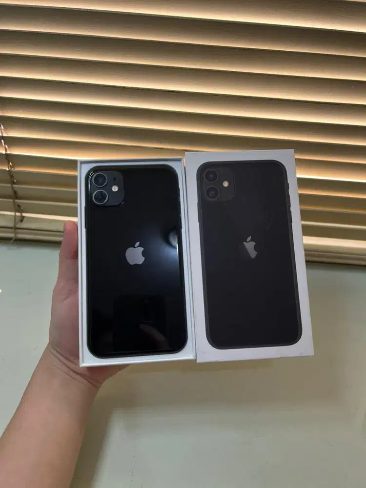 iphone 11/64 Hitam