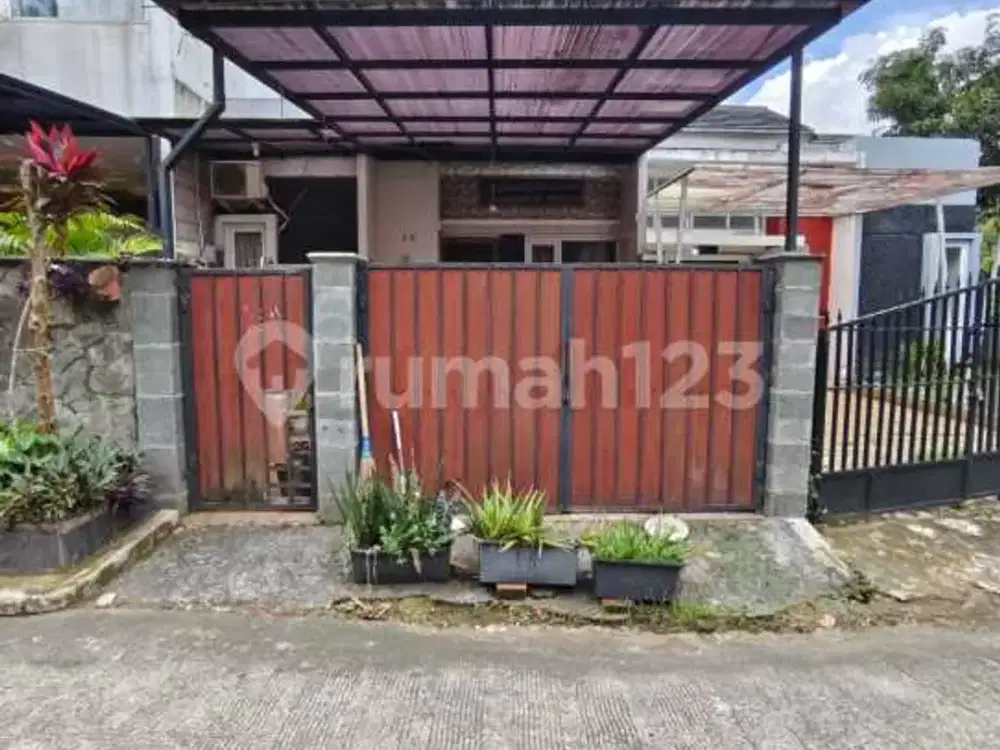 Rumah siap huni lokasi strategis