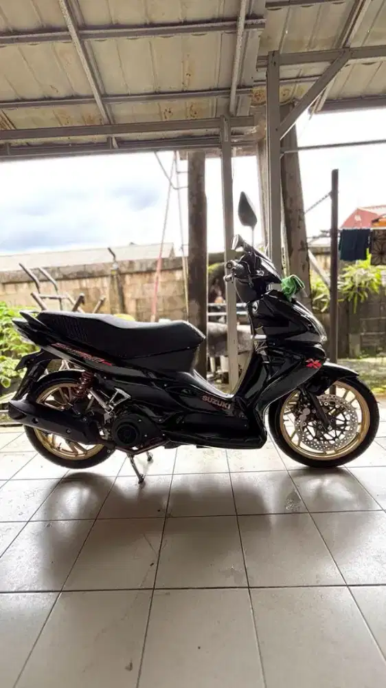 For Sale: Suzuki Skywave NR Black Blue Shine 2008