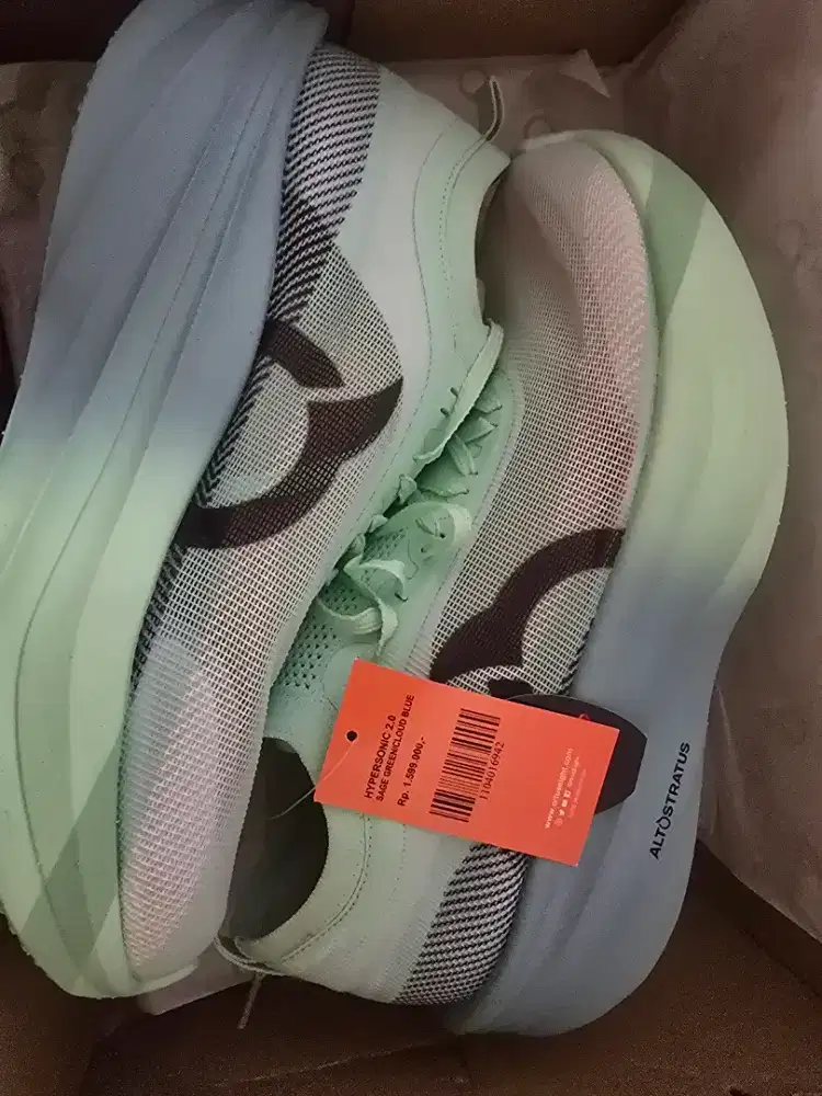 Ortuseight Sepatu Running Hypersonic 2.0 Sage Green Cloud Blue
