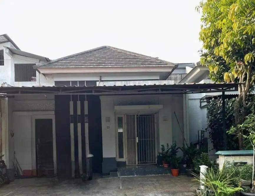 RUMAH LUAS NYAMAN DAN TENANG