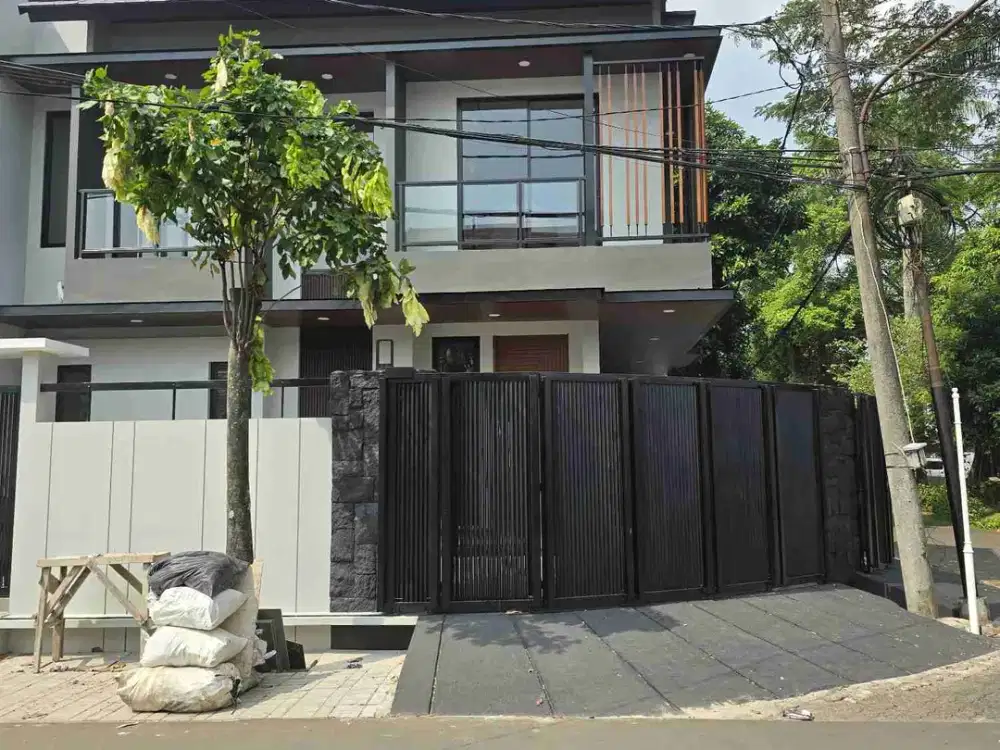 rumah bagus rapih siap huni di Griyaloka BSD City tangerang selatan