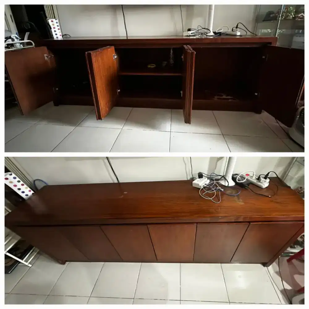 Preloved Lemari 3 Pintu, Kayu Jati

Ukuran =
210 x 70 x 45 cm