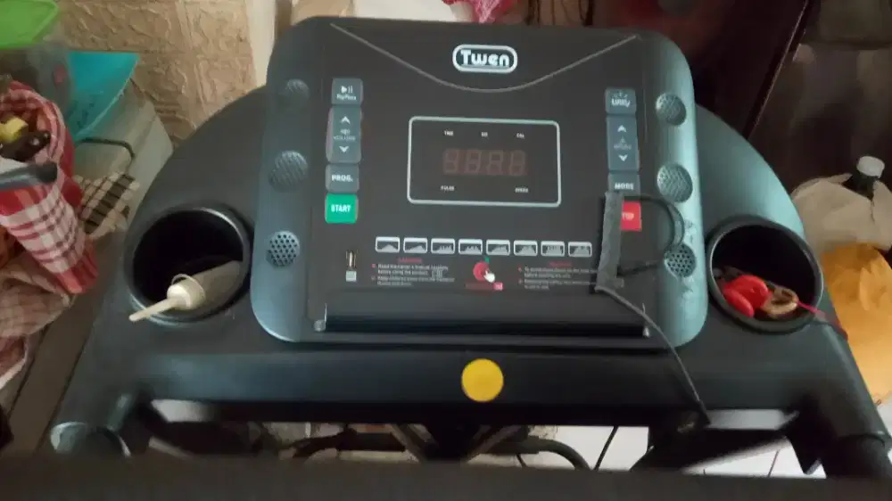 Dijual treadmill + massage (nego)