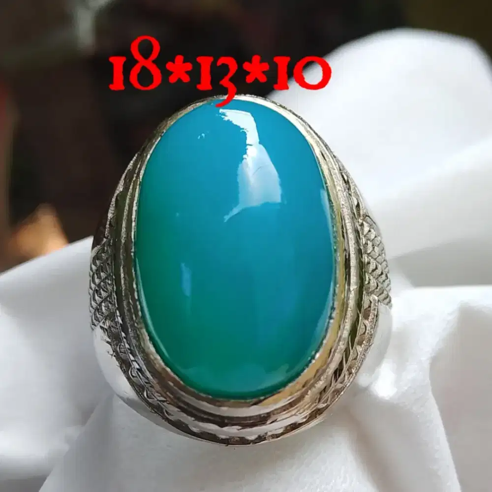 Natural bacan Doko bluish dim 18*13*10 ring alfaka tidak nego