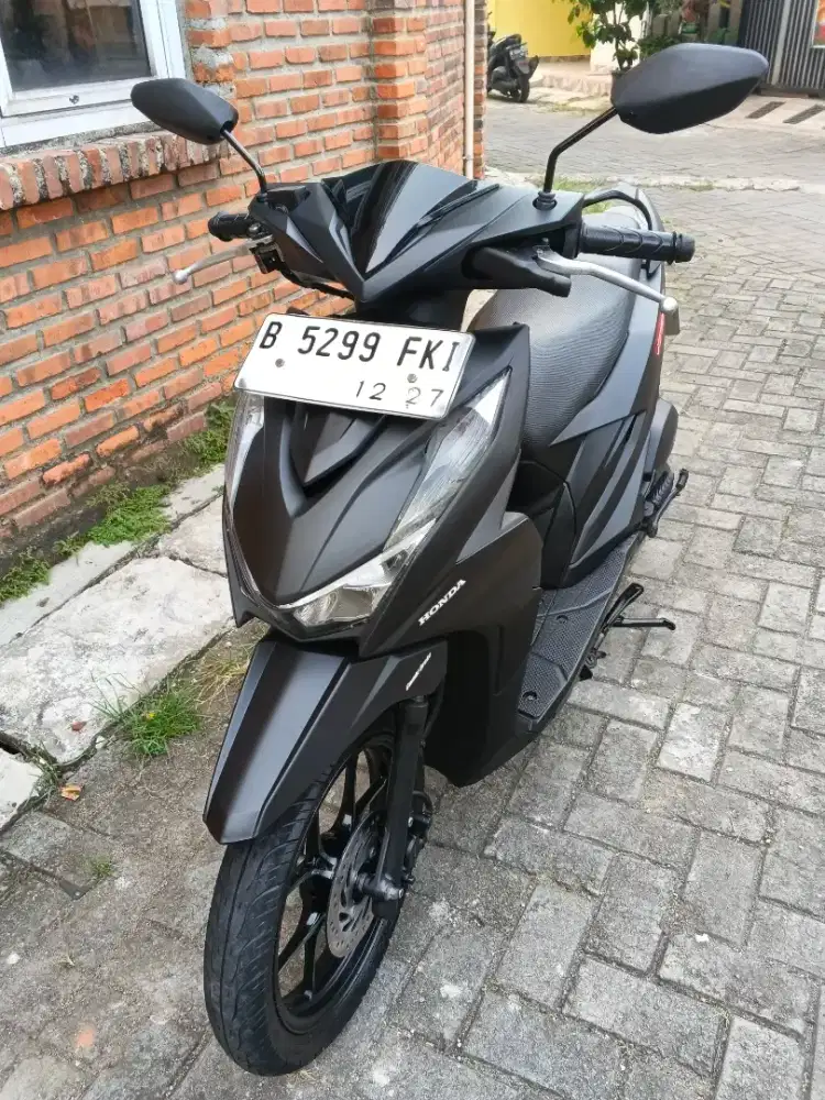Honda Beat Deluxe 2022/2023 mulus pajak hidup panjang
