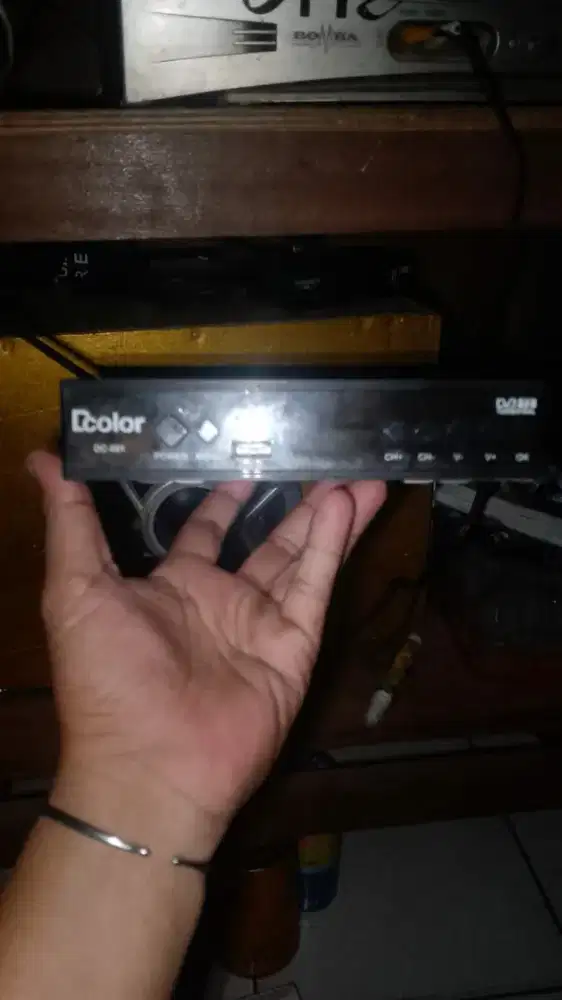 Stb d,color second masih bagus