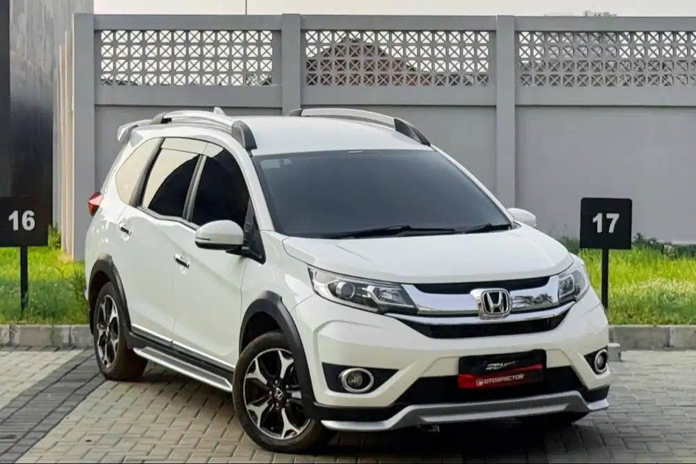 Honda BRV BR-V 1.5E 1.5 E Prestige CVT Matic 2018 Putih.