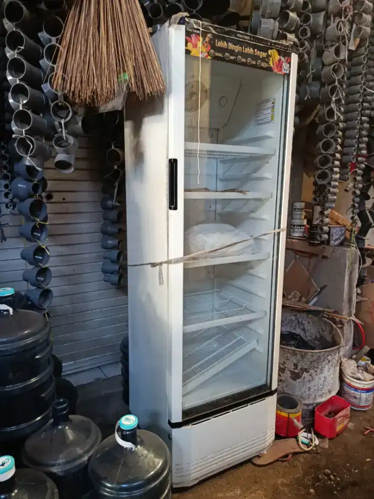 Show case dijual
