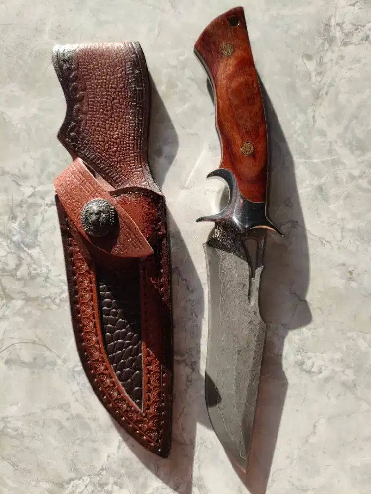 Pisau Bushcraft