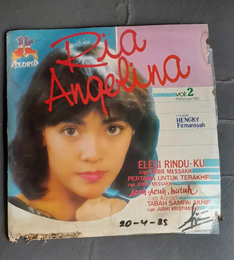Piringan Hitam Ria Angelina