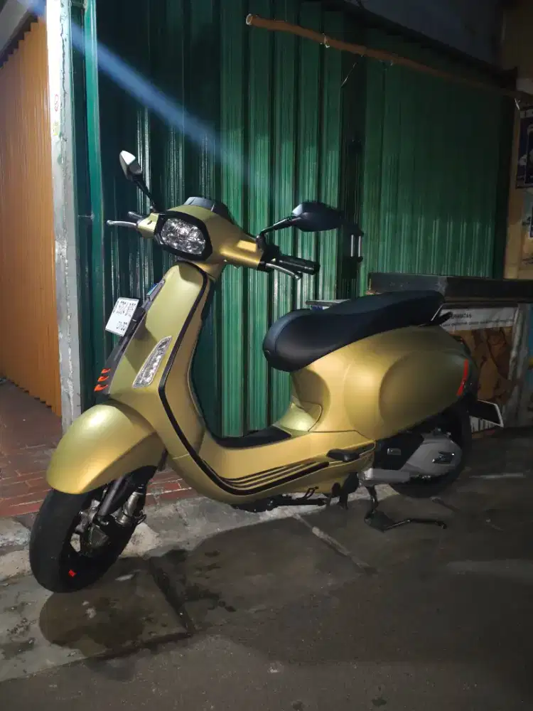 Vespa Sprint S 2024 Green Ambisiozo