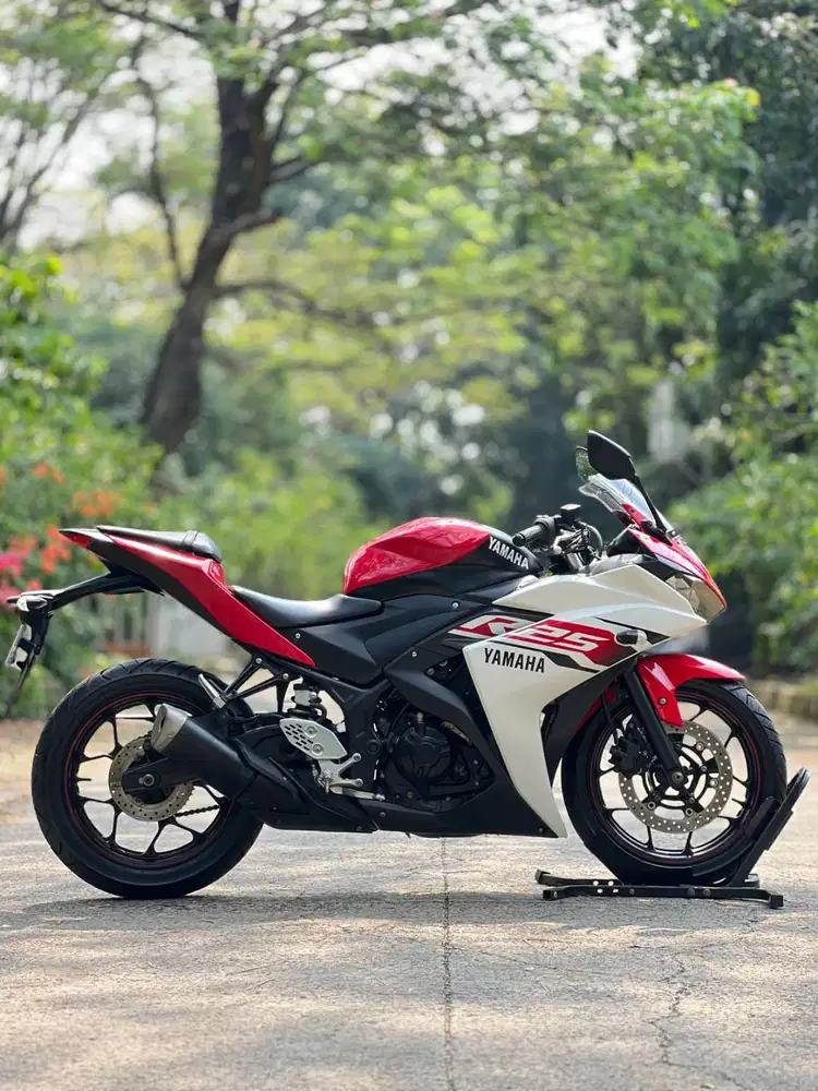 YAMAHA R25 OLD MERAH 2015 KM 11K PAJAK HIDUP LIKE NEW