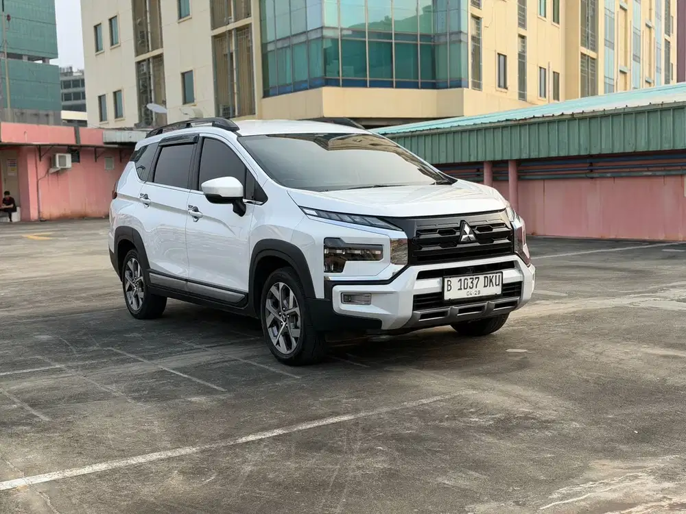 Mitsubishi Xpander Cross Premium Package 2022 A/T