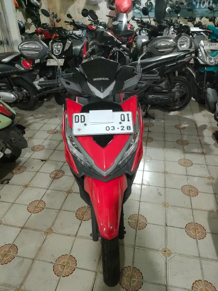 Honda Vario Techno 125cc 2018 merah