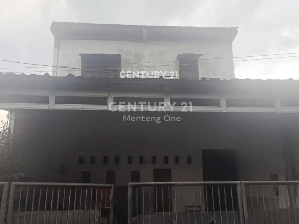 Rumah Dekat Akses Ke Tol Di Jatiwaringin