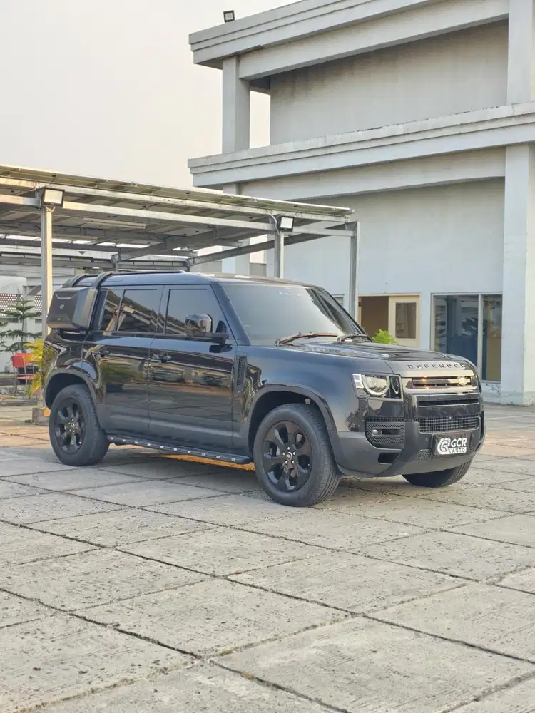 KM 25RB ANTIK !! LAND ROVER DEFENDER 2.0 SE 110 URBAN 2020 AT MDL 2021