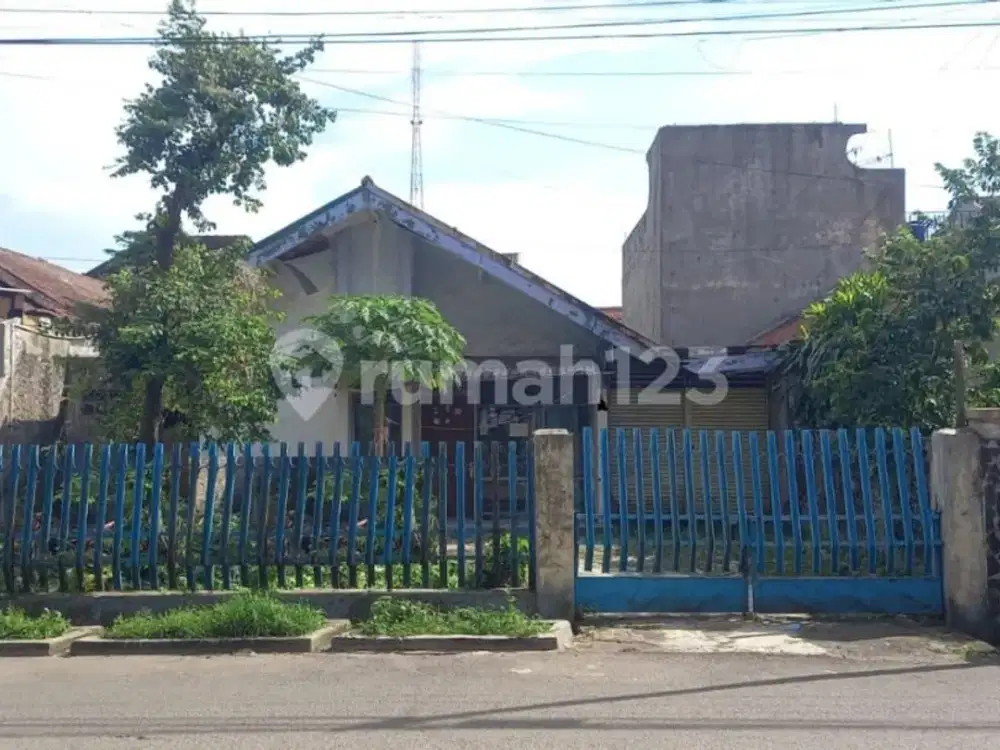 Investasi Menarik! Rumah Lama di Muara Sari Bandung