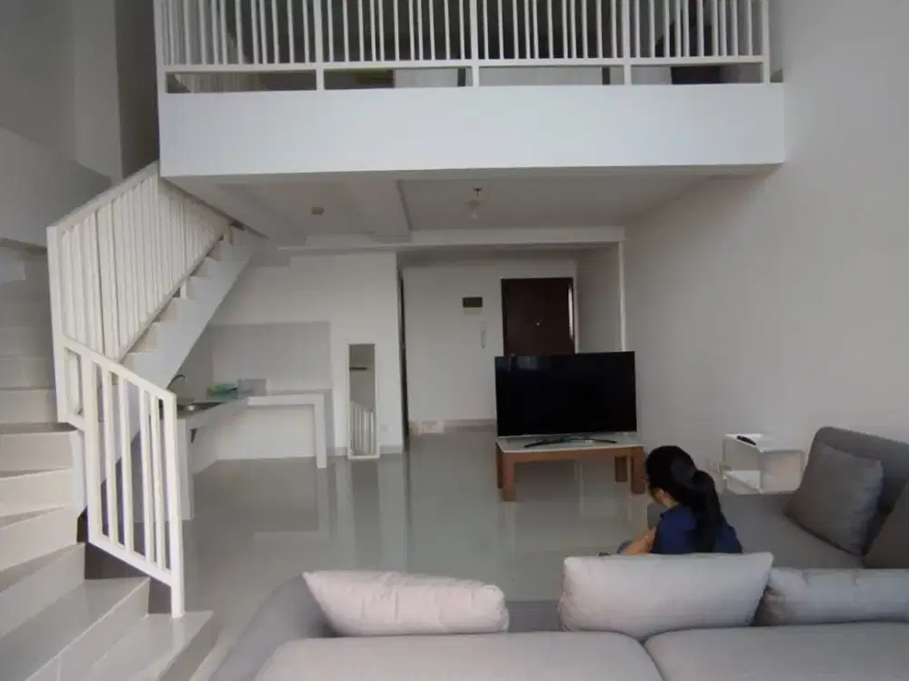 Disewakan Small Office Home Office 2 Lantai (Soho) Neo Soho Podomoro City Super Strategis