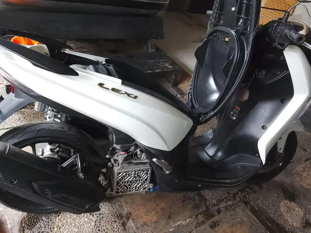 Yamaha Lexi 2020 SS lengkap pajak mati