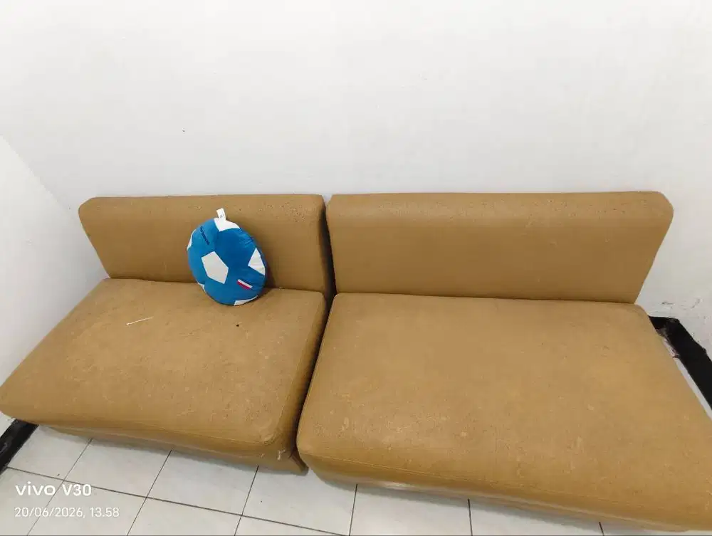 Jual sofa masih empuk banget jual murah depok