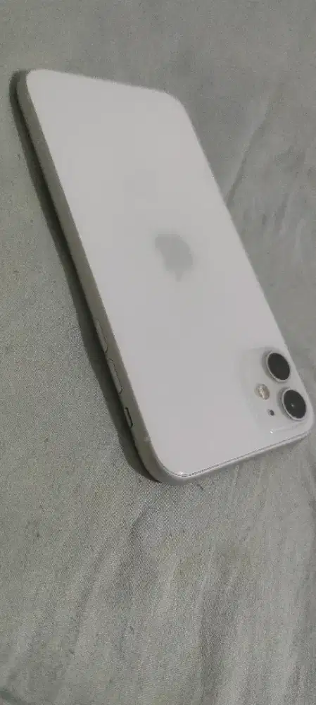 For sale iPhone 11 128GB mulus batangan
