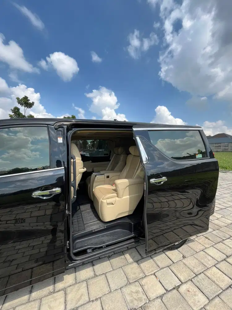 Toyota Alphard 2018 Bensin