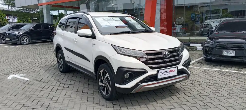 Toyota Rush 1.5 TRD Sportivo 7 Bensin metic 2021