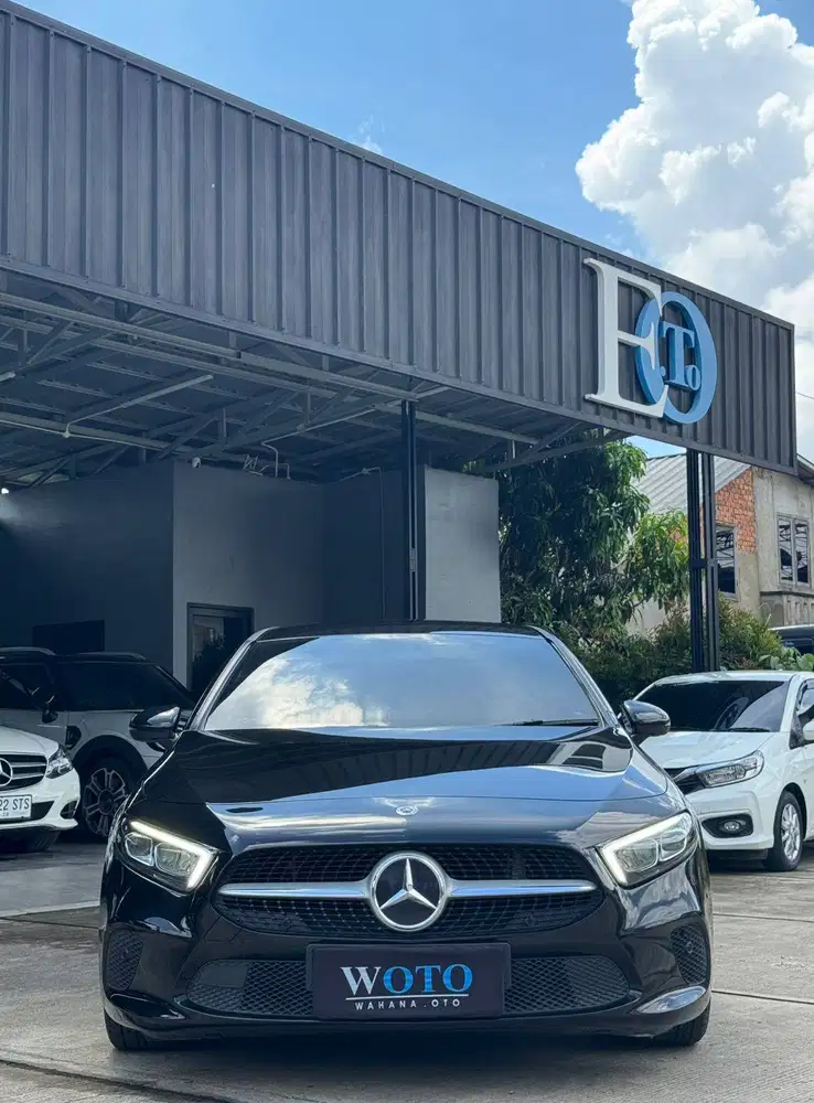 [ KM 21rb ] Mercedes Benz A200 Pro Line Sedan 2019