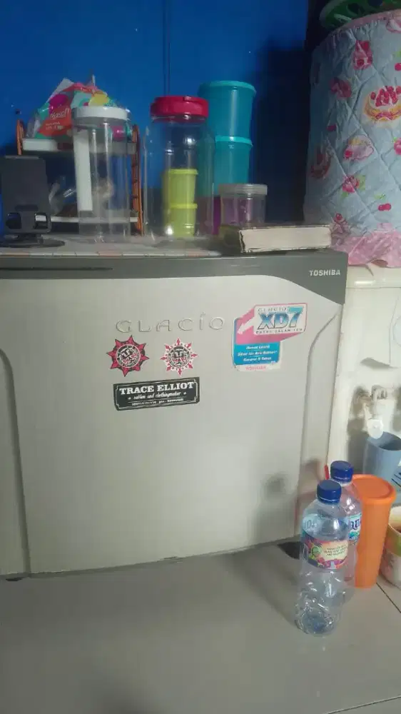 Kulkas glacio Toshiba 1 pintu