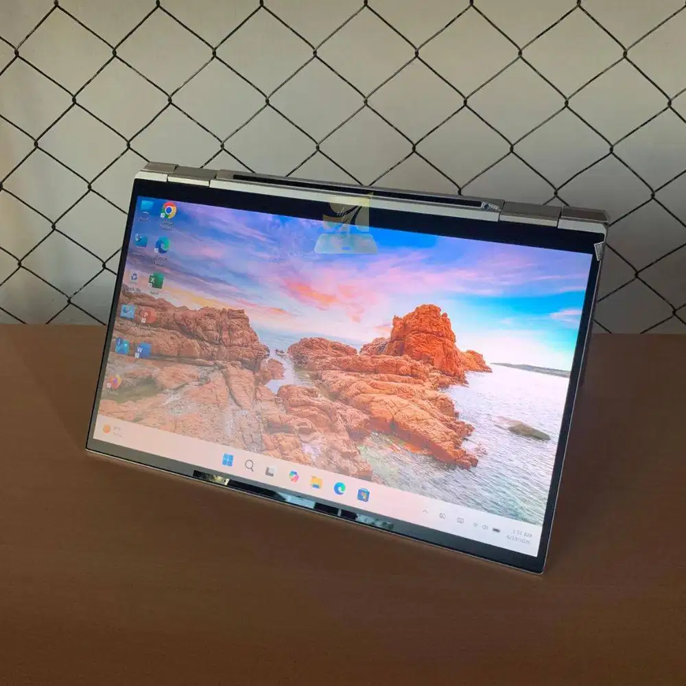 HP Elitebook X360 1030 G8 / i5-1145G7 / SSD 256gb / 16GB / Flip Touch