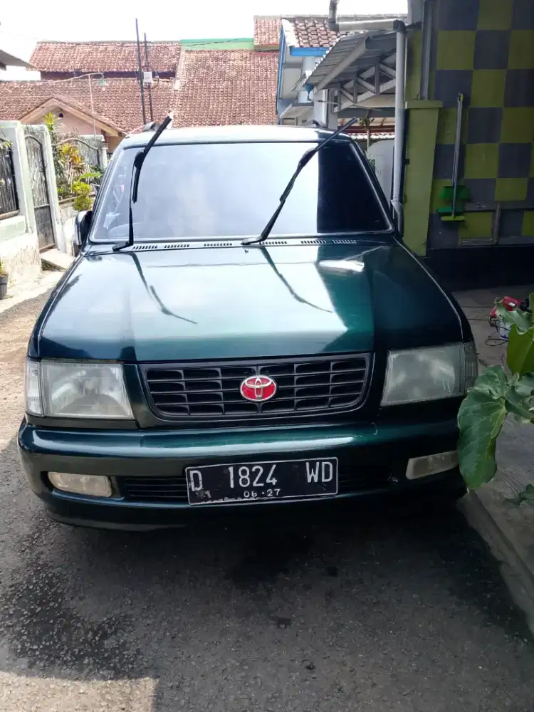 Kijang Kapsul 2002