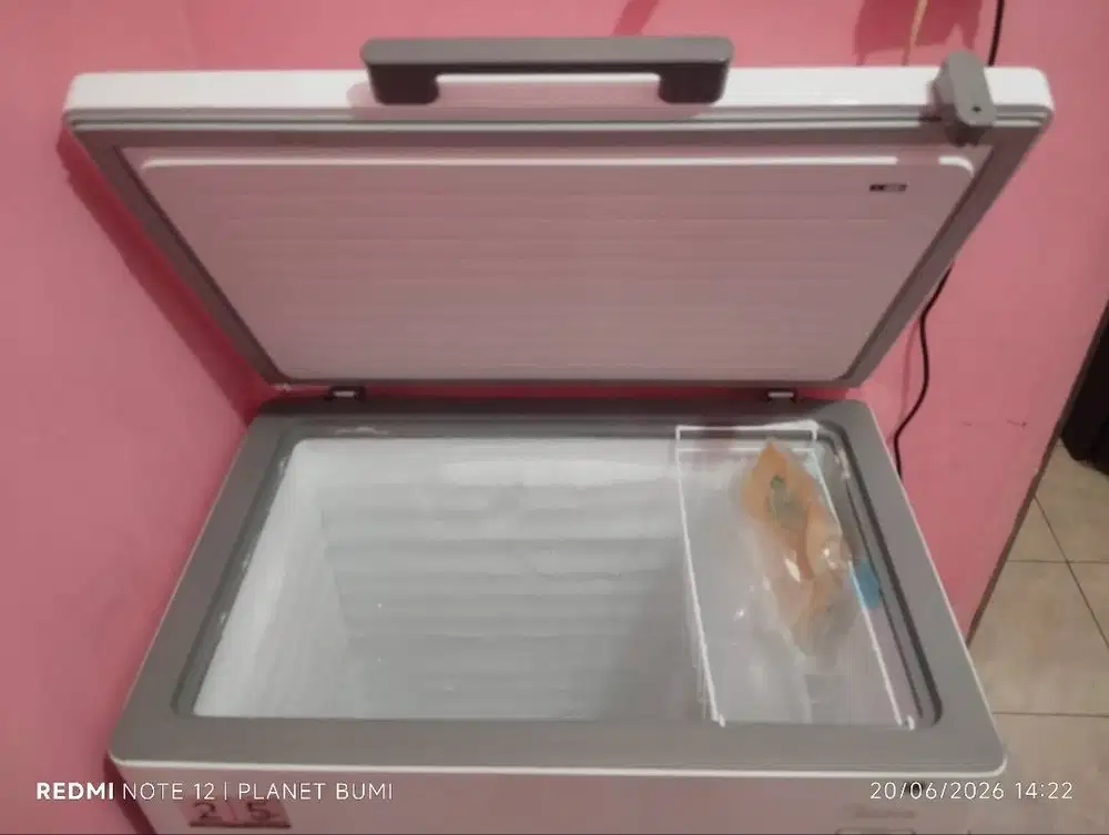 Jual Freezer (Midea 200liter)