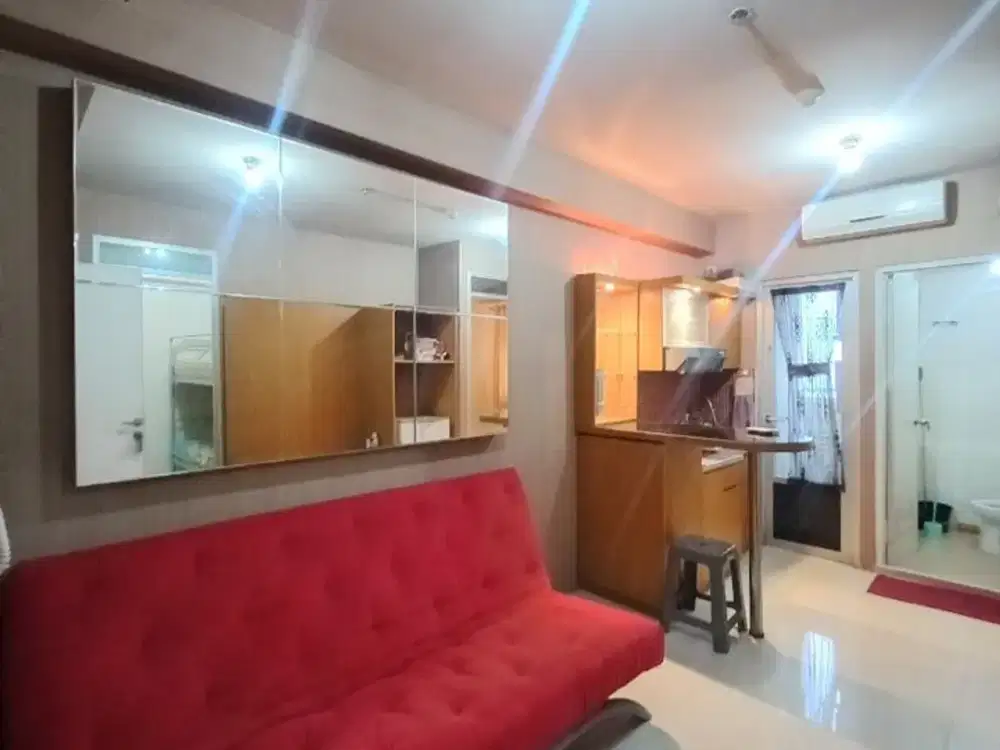 Sewa Apartemen 2kamar Grand emerald lt 28 fully furnished bagus