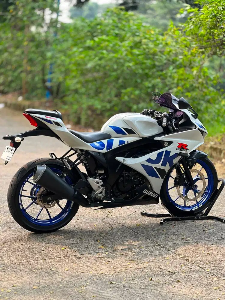 KM LOW! SUZUKI GSX 150R PUTIH 2020 PAJAK HIDUP SIAP GASPOL