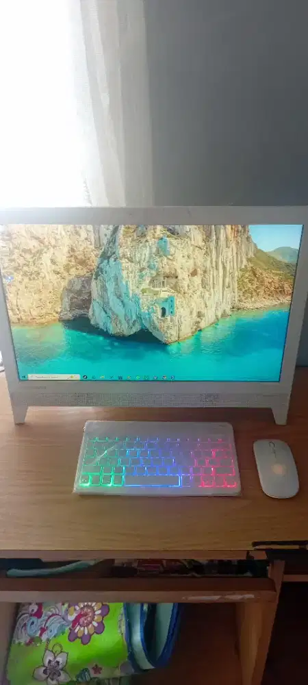 Komputer deksyop Lenovo ideacentre