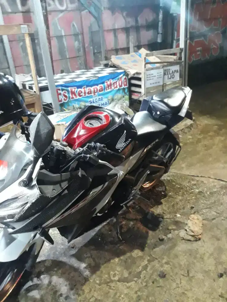 Cbr 150 tahun 2017