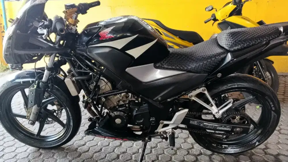 D Jual Honda CBR 150