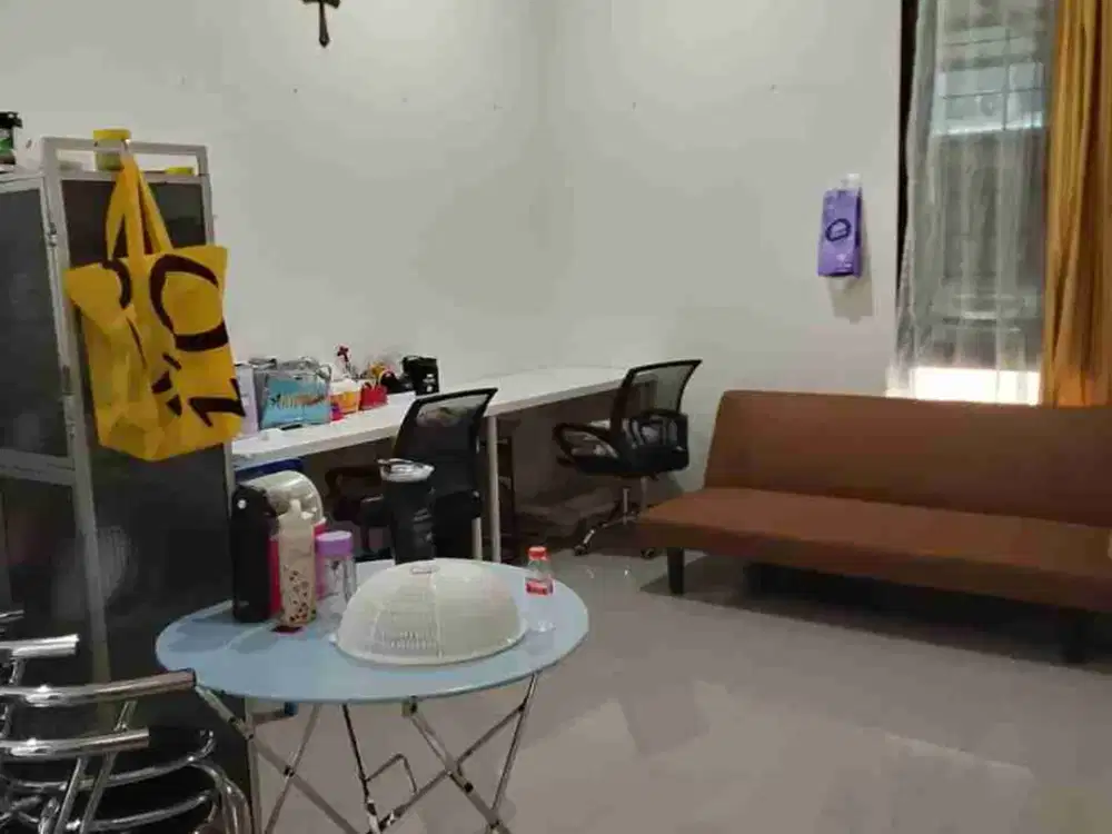 jual cepat rumah 2 lantai minimalis di taman Kopo indah 5