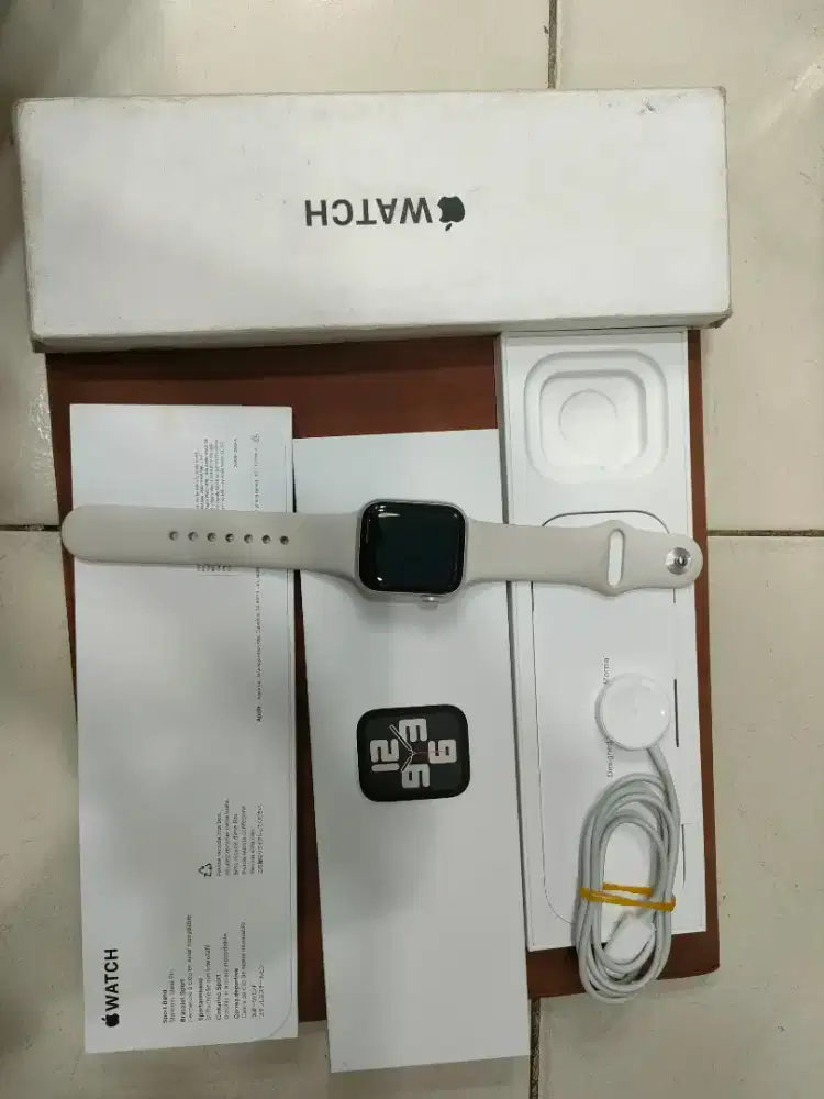 Apple watch SE 2 40mm ibox