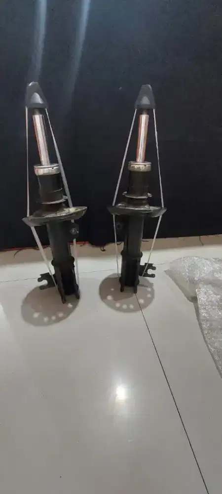 Shock mobil wuling cortez