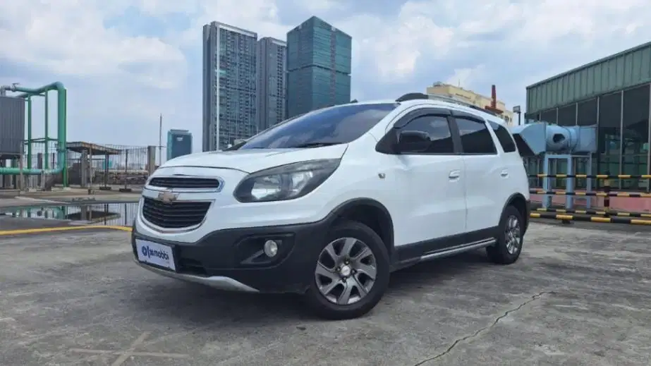DP MURAH - Chevrolet Spin 1.5 ACTIV Bensin-AT 2014 Abu